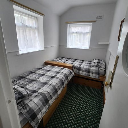 Queens Guest House Beeston  Exterior foto